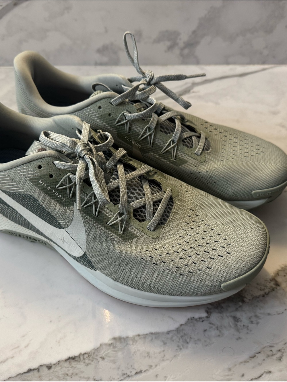 Nike Men’s Trail ATC Size 13 Athletic Shoes in Sage Green and White